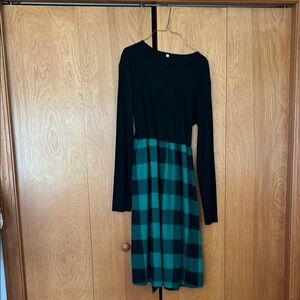 Plaid Green and Black Long Sleeve Dress